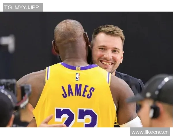 东契奇回忆与斯玛特对位经历深知其防守给对手带来的挑战