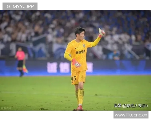 三镇门将郭嘉宇专注防守表现强调团队胜利的重要性