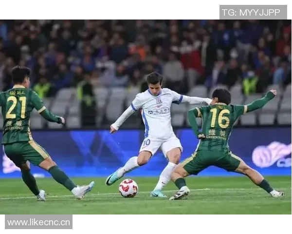 上海申花在中国足球青少年精英联赛U21组第6轮中以0比2不敌浙江队 上海申花在中国足球青少年精英联赛U21组第6轮中以0比2不敌浙江队