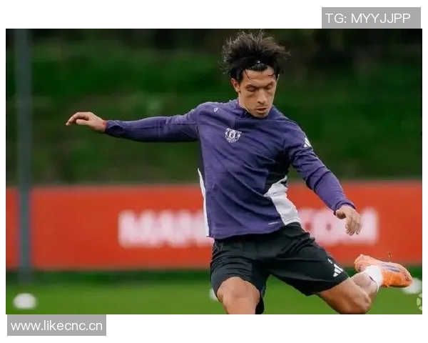 利桑德罗随队训练状态回暖预计十月底前重返赛场