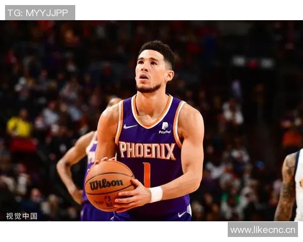 基德盛赞布克表现出色称其为当今篮球界顶尖球员之一