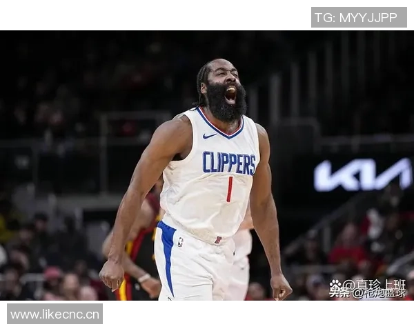 哈登狂砍29分6助助力球队逆转旧主罚球表现出色正负值高达19