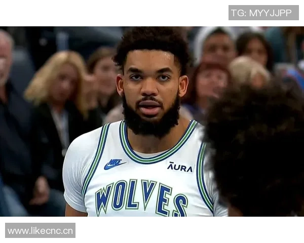 戈贝尔调侃杰伦布朗建议剃光头引发热议 戈贝尔调侃杰伦布朗建议剃光头引发热议