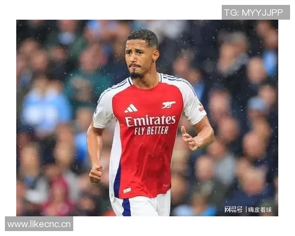 阿森纳庆祝本怀特28岁生日球员为球队贡献163场6球12助 阿森纳庆祝本怀特28岁生日球员为球队贡献163场6球12助