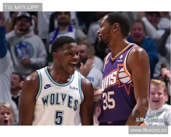 爱德华兹虽砍下30分5板却难救球队无力回天罚球表现出色8中7