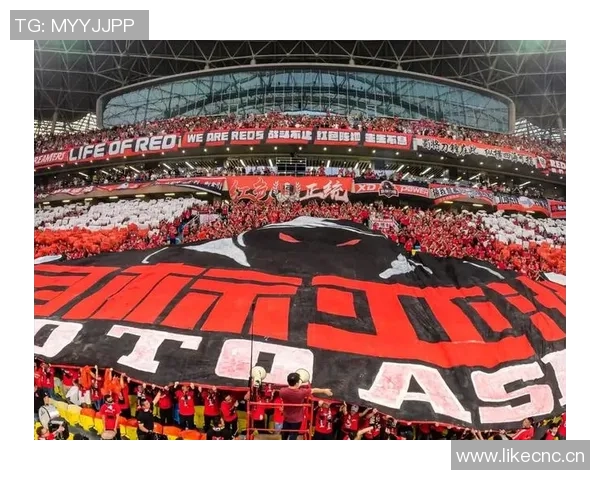 蓉城争冠梦碎球迷怒斥管理层引援无力引发热议