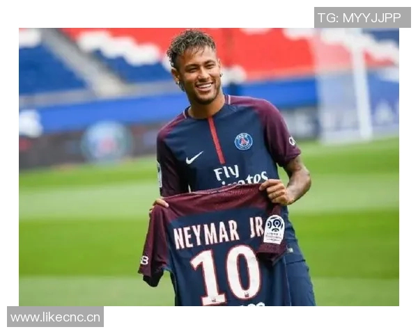 前途无量的埃斯特旺年仅18岁身价已达8000万欧超越内马尔与维尼修斯