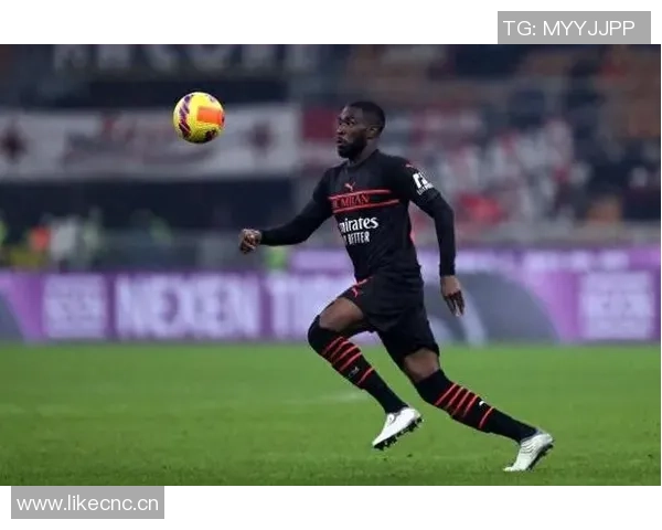 托莫里坚定表态愿留AC米兰期待管理层的明确指示