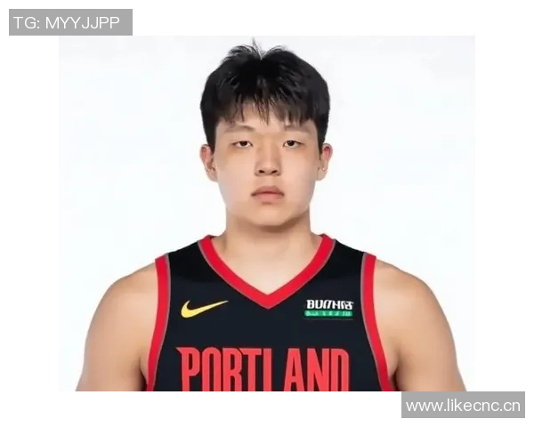 开拓者勇士赛后杨瀚森与波杰姆互动尽显默契与友谊