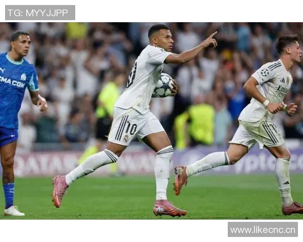 姆巴佩西甲火力全开自五月以来打进18球索尔洛特紧随其后仅9球