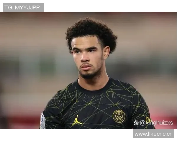 扎伊尔埃梅里盛赞登贝莱展现无与伦比的魔力与才华