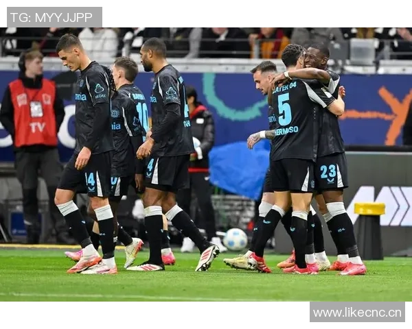 法兰克福关注波鸿19岁中场伦茨多家德甲球队争抢